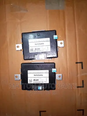 Nissan Extrail Head Light Ballast