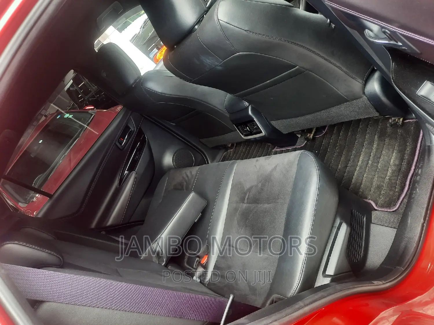 Toyota Harrier 2.0 2016 Red