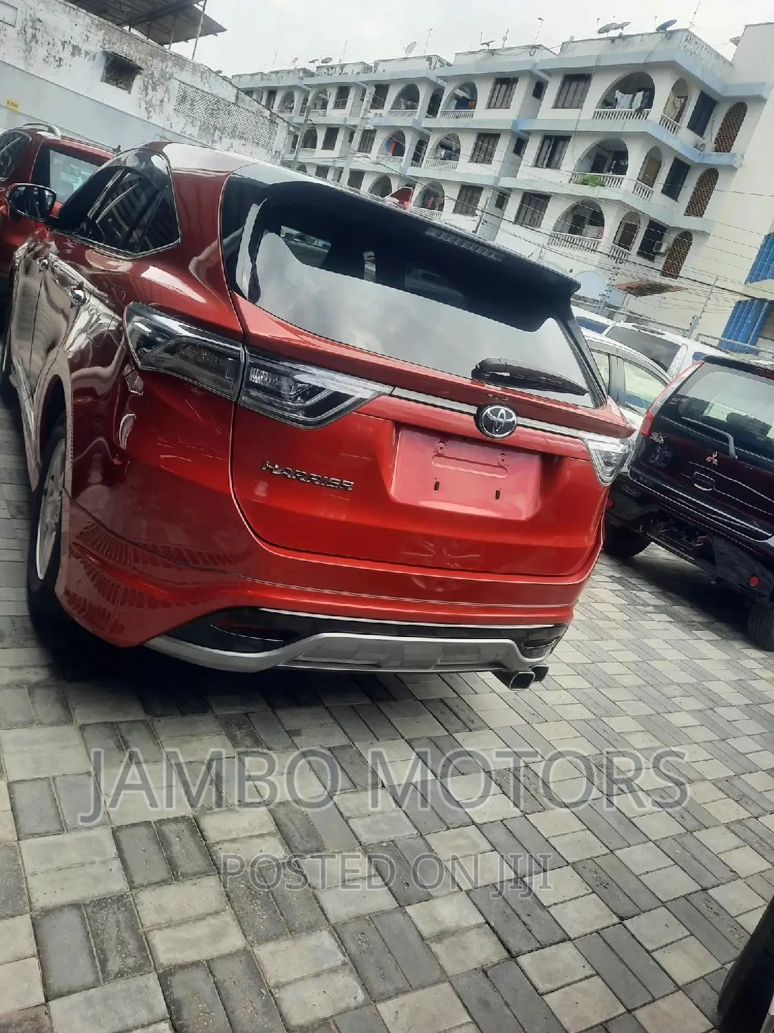 Toyota Harrier 2.0 2016 Red