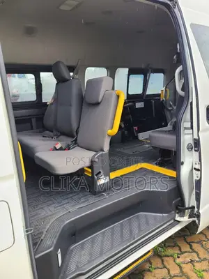 Toyota HiAce 2016 White