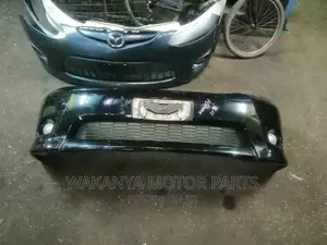 Toyota ISIS Platana 2008/09 Front Bumper + Fog Lamps