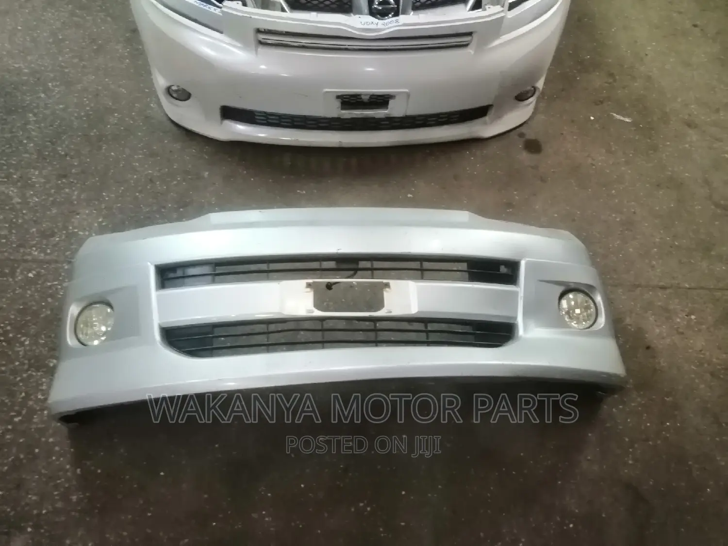 Toyota Voxy 2002/2003 Front Bumper Complete With Fog Lamps
