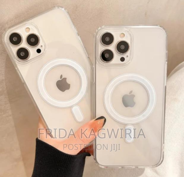 iPhone 13 Pro Max Clear Magsafe Wireless Charging Cover - main view