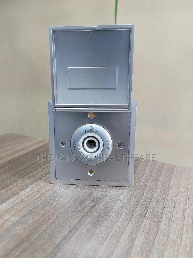 Oxygen Outlet - main view