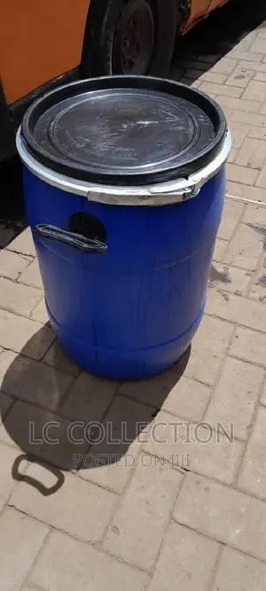 Plastic Water Tank With a Clipseal Rid