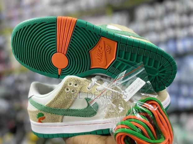 Nike SB Dunk Jarritos Sneakers - thumbnail 2
