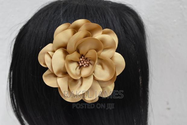 Golden Brooch Flower - main view