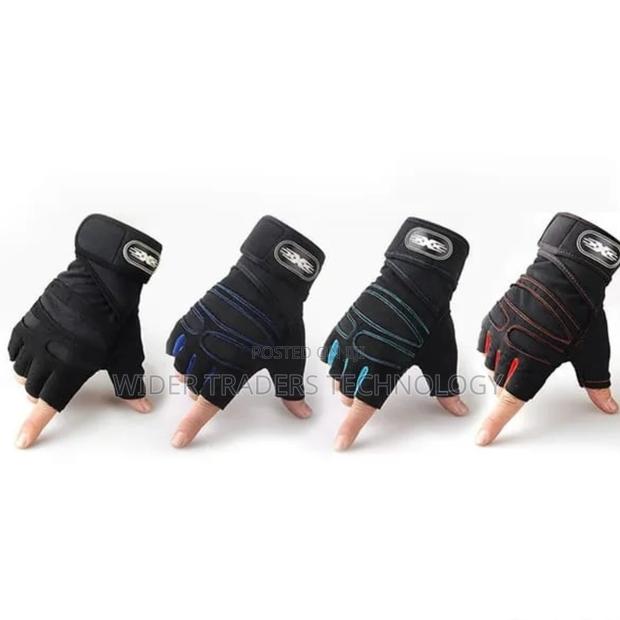 Half Finger Gym/Cycling Gloves