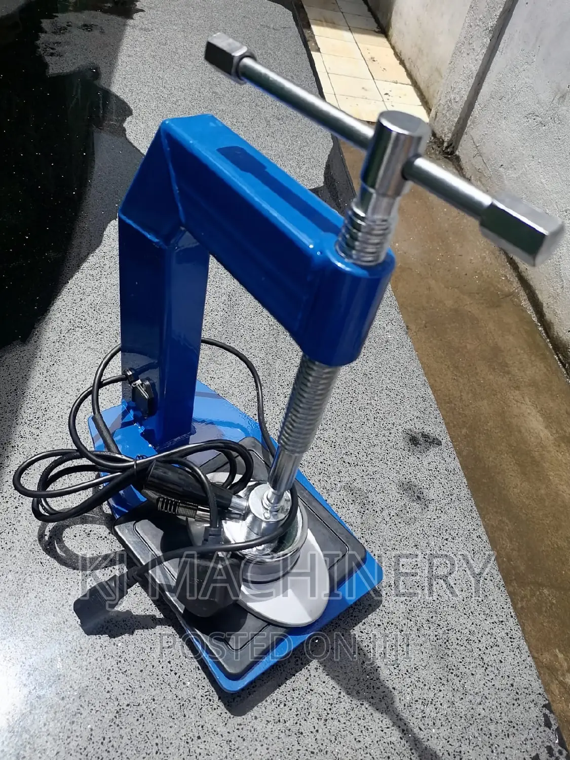 Tyre Vulcanizing Machine -Roadbuck Brand