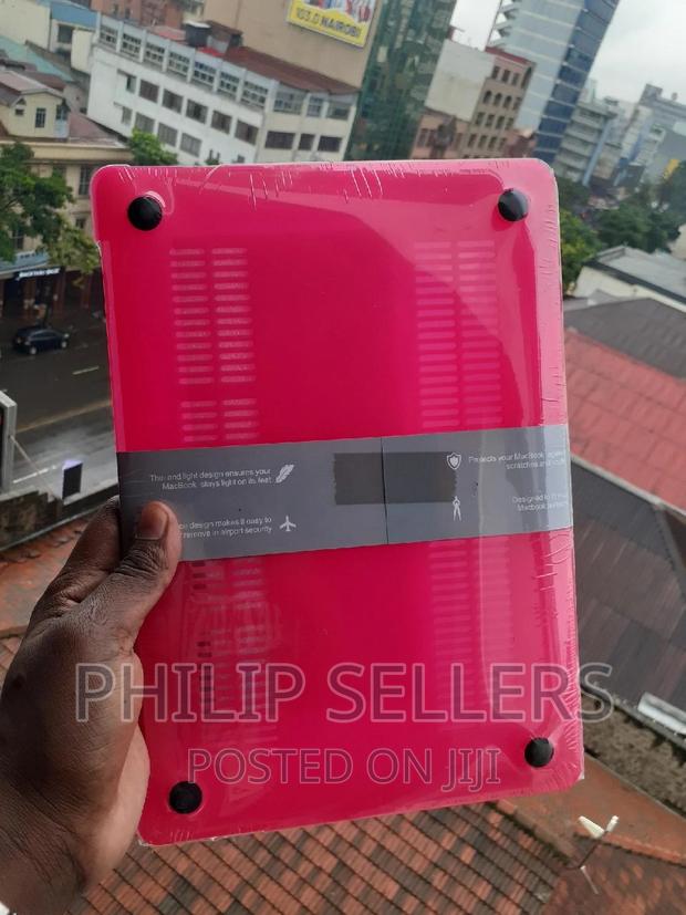 Macbook Pro Hardshell Case Available for 2012- 2023 - thumbnail 2