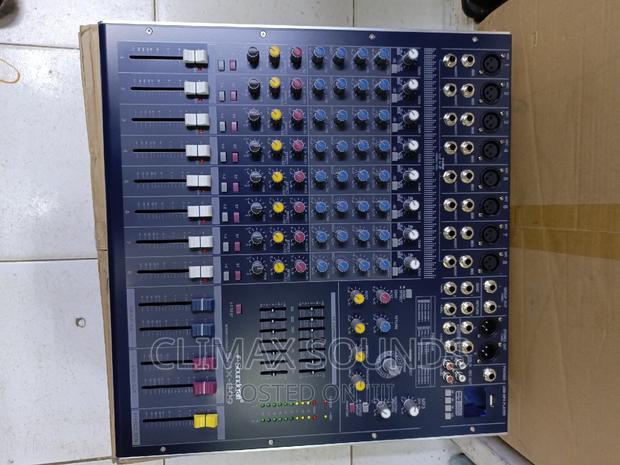 Sound Craft 8 Channels Plain Mixer
