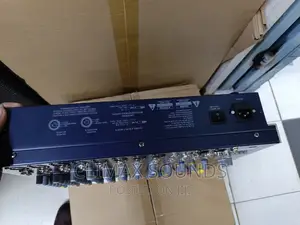 Sound Craft 8 Channels Plain Mixer
