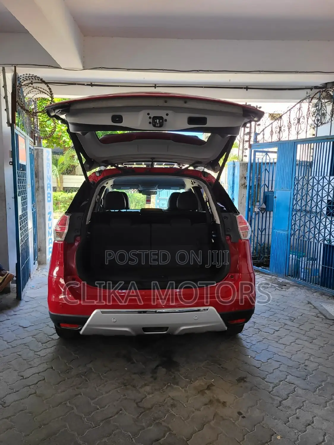 Nissan X-Trail 2017 Red