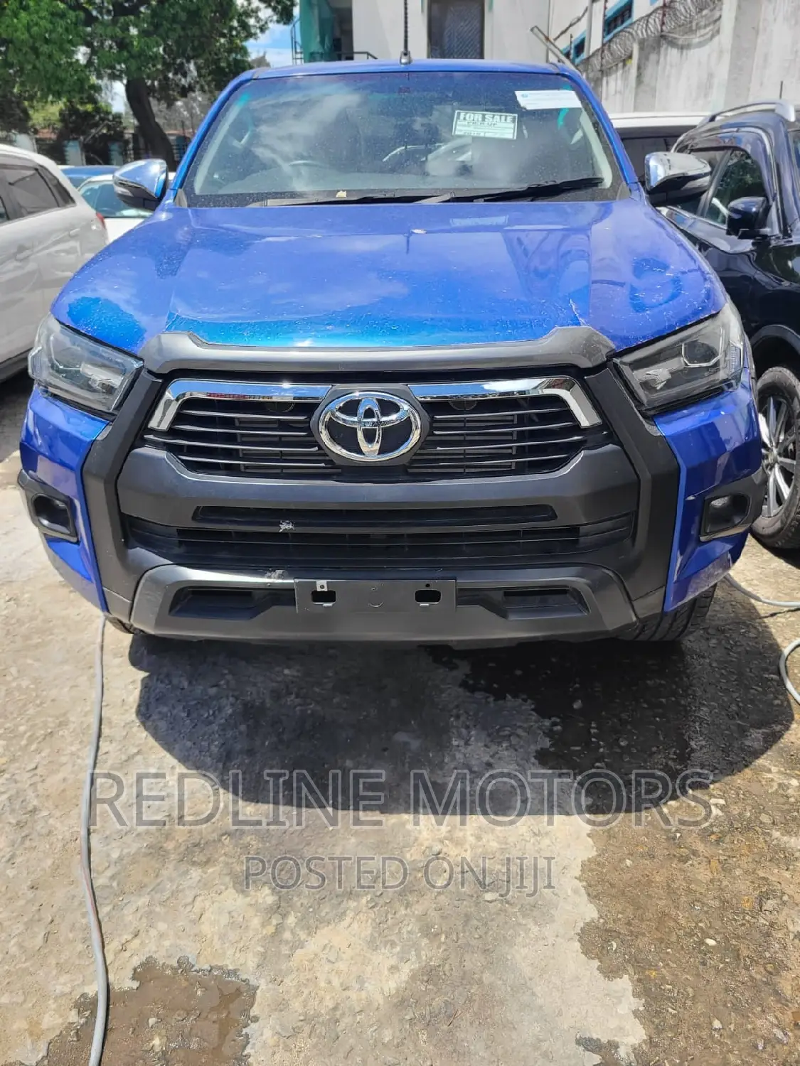 Toyota Hilux 2016 Blue