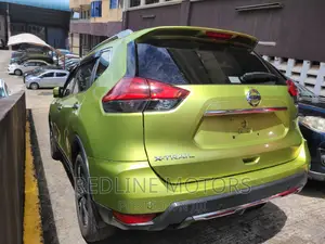 Nissan X-Trail 2017 Green