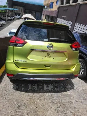 Nissan X-Trail 2017 Green