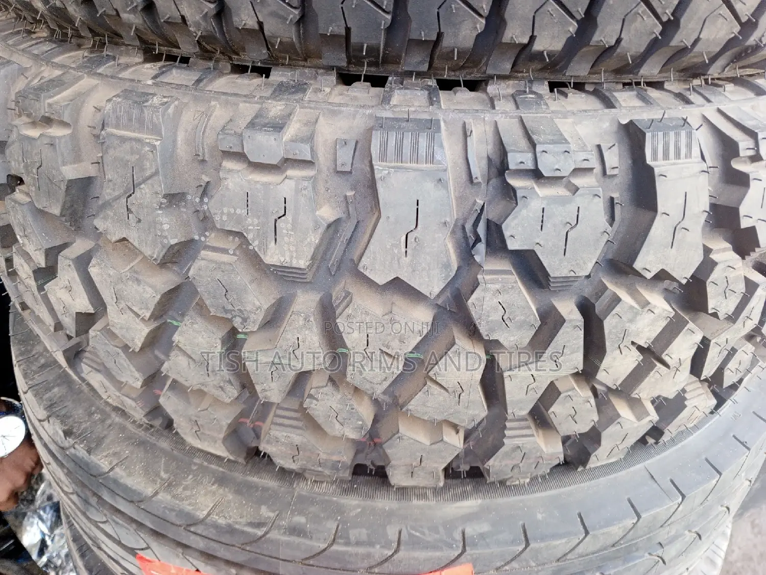 31*10.5R15 Comfoser Mud Terrain