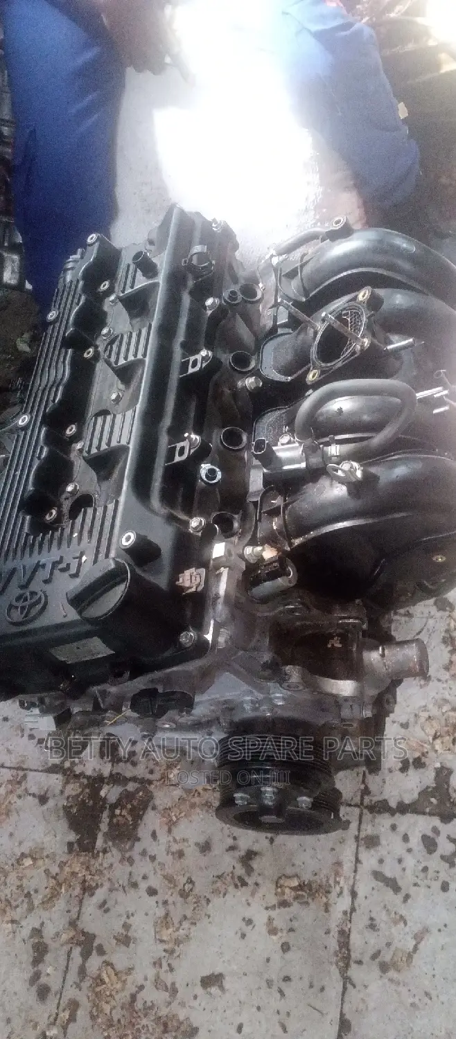Toyota 7 L 1 TR Slim Engine