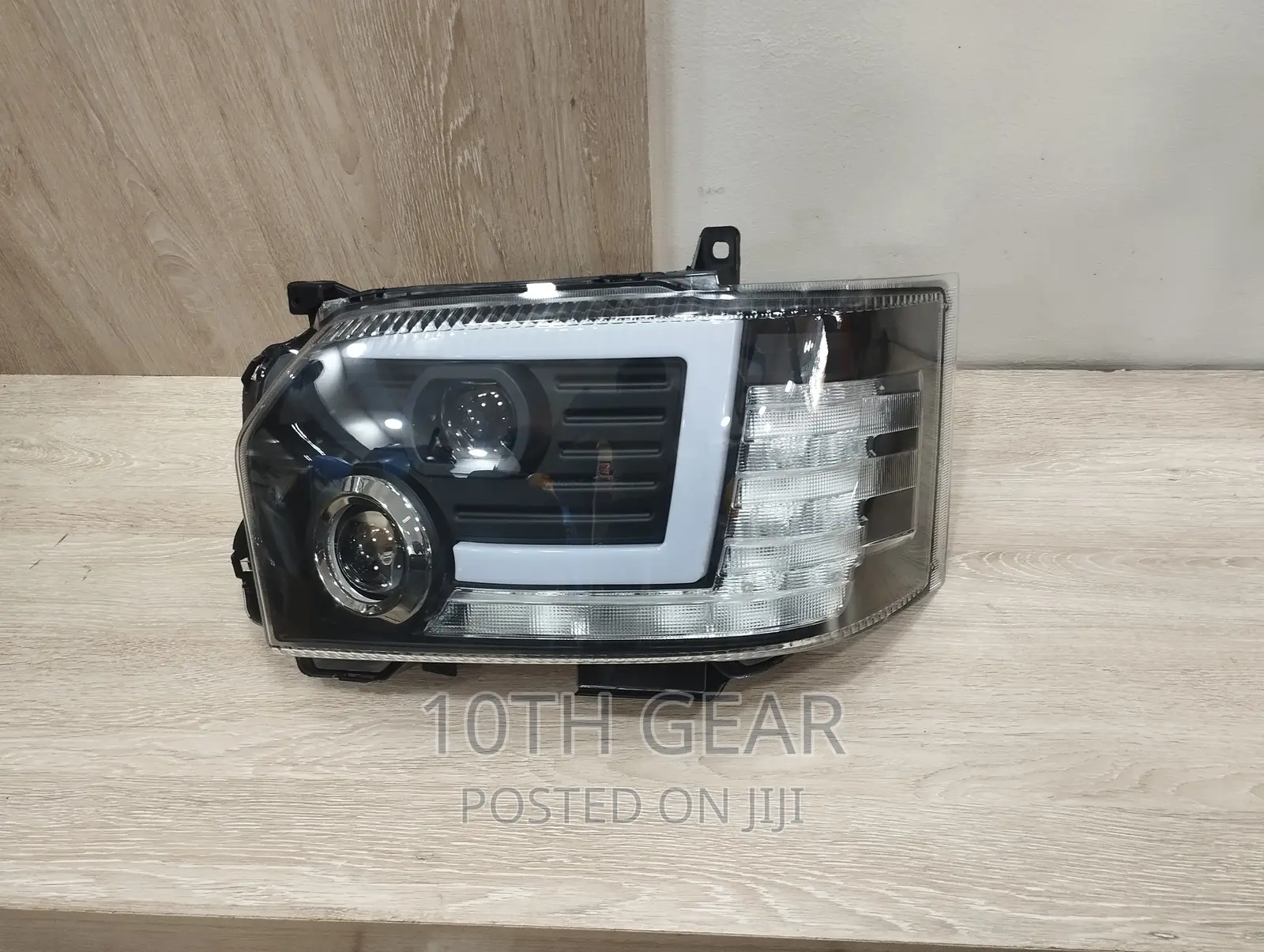 Hiace 7l Headlight Right Aftermarket Headlight for Hiace