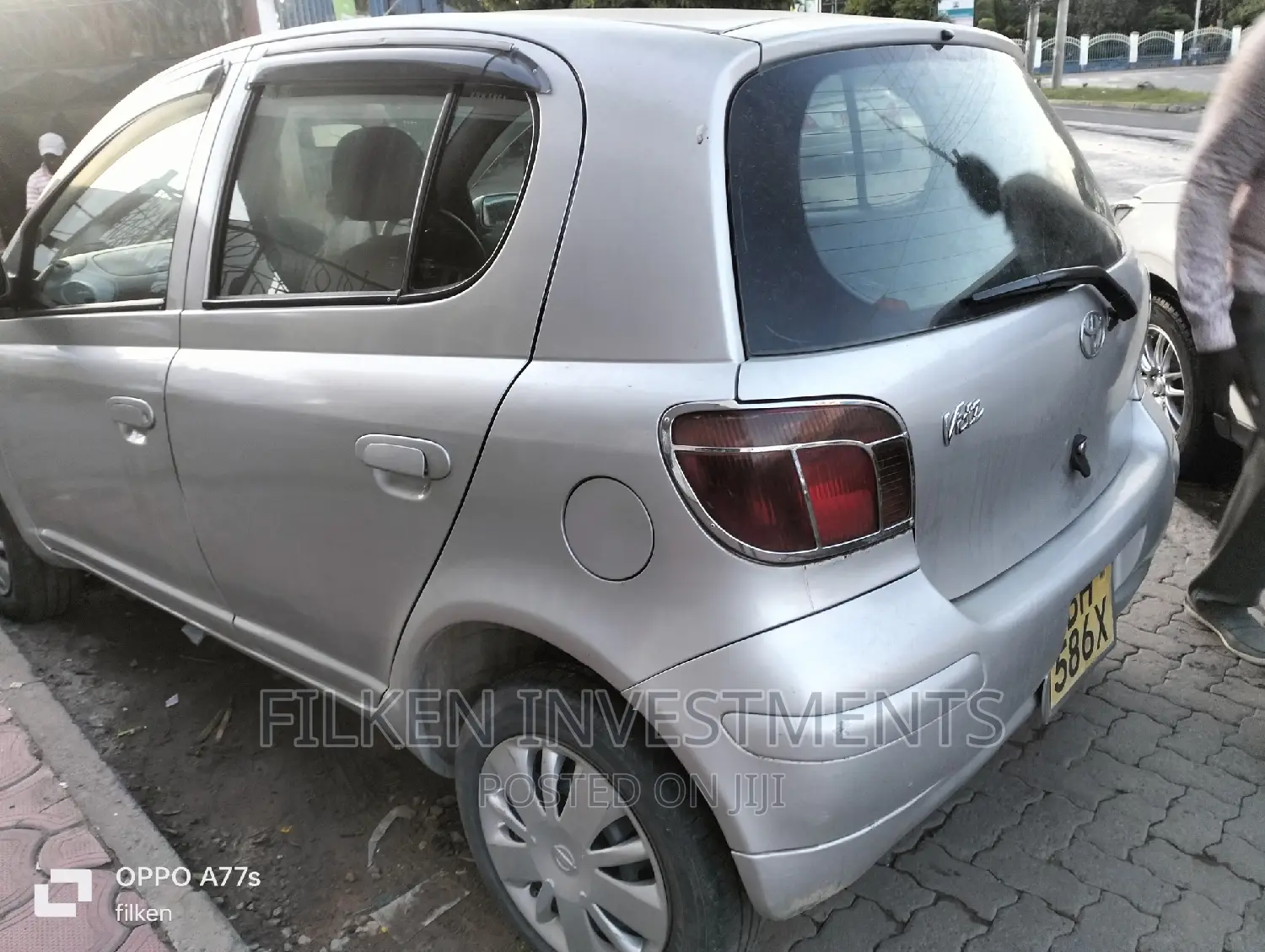 Toyota Vitz 1.3 FWD 5dr 2003 Silver