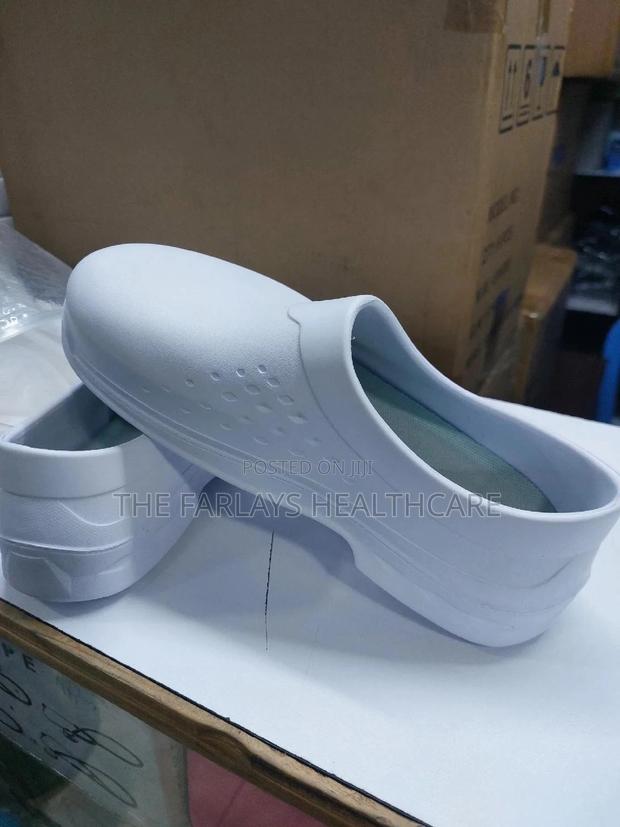 Theatre Clogs - thumbnail 2