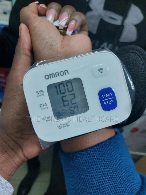 Omron Wrist Bp Monitor