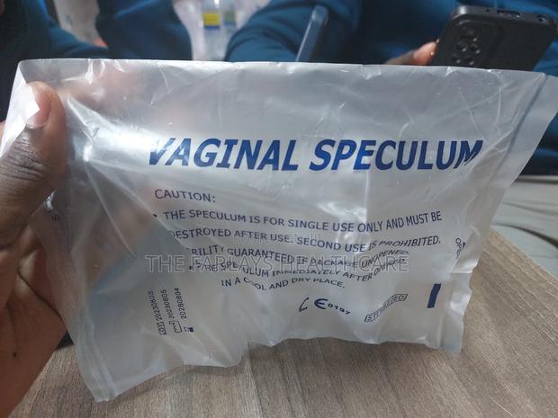 Single Use Vaginal Speculum (Disposable) - main view