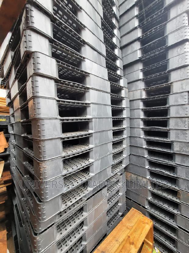 Plastic Pallets - Stackable Plastic Pallets -Plastic Pallets - main view