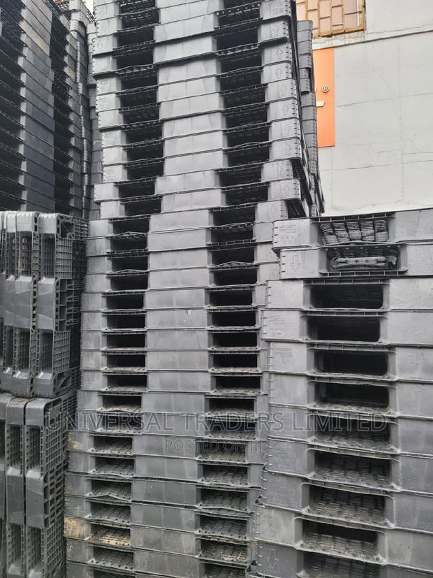Heavy Duty Plastic Pallets for Storage - Plastic Pallets