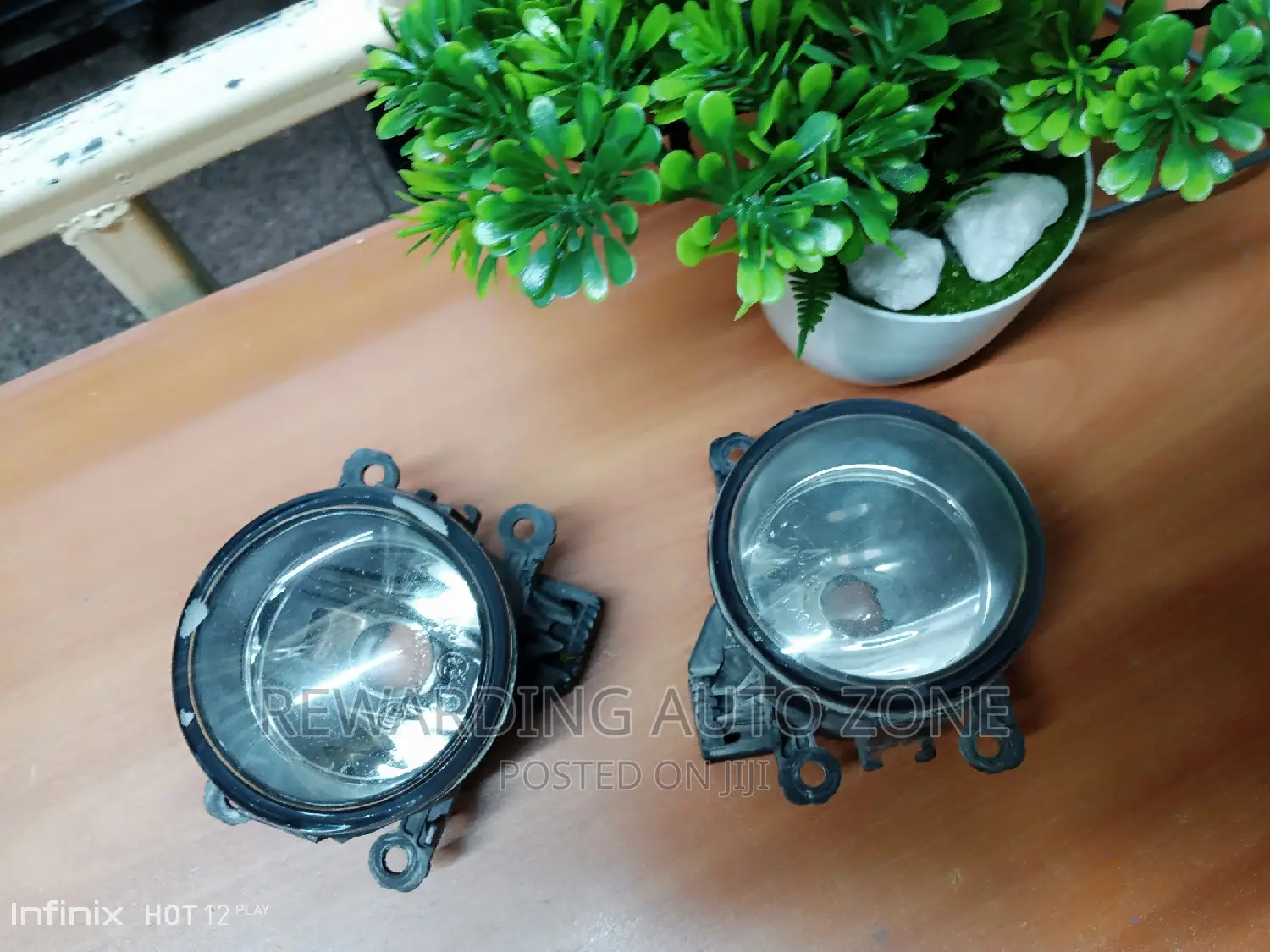 Suzuki Swift 2014 Fog Lights.