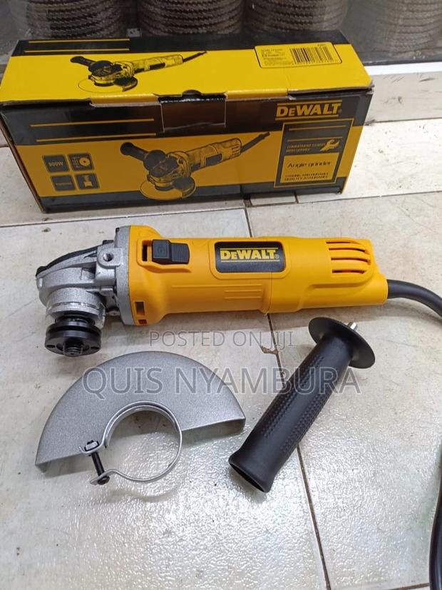 Dewalt Grinder 4inch - thumbnail 3