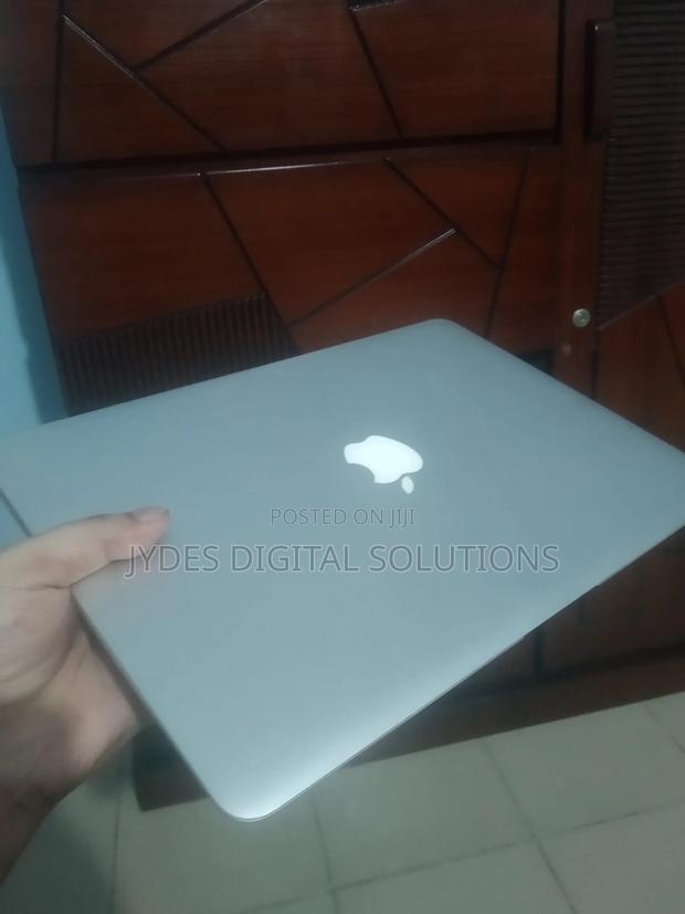 Laptop Apple MacBook Pro 2014 8GB Intel Core I7 SSD 256GB - thumbnail 3