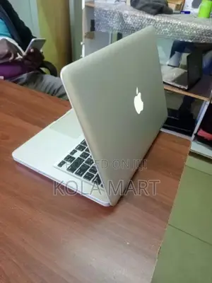 Laptop Apple MacBook 2013 8GB Intel Core I5 HDD+SSD 500GB