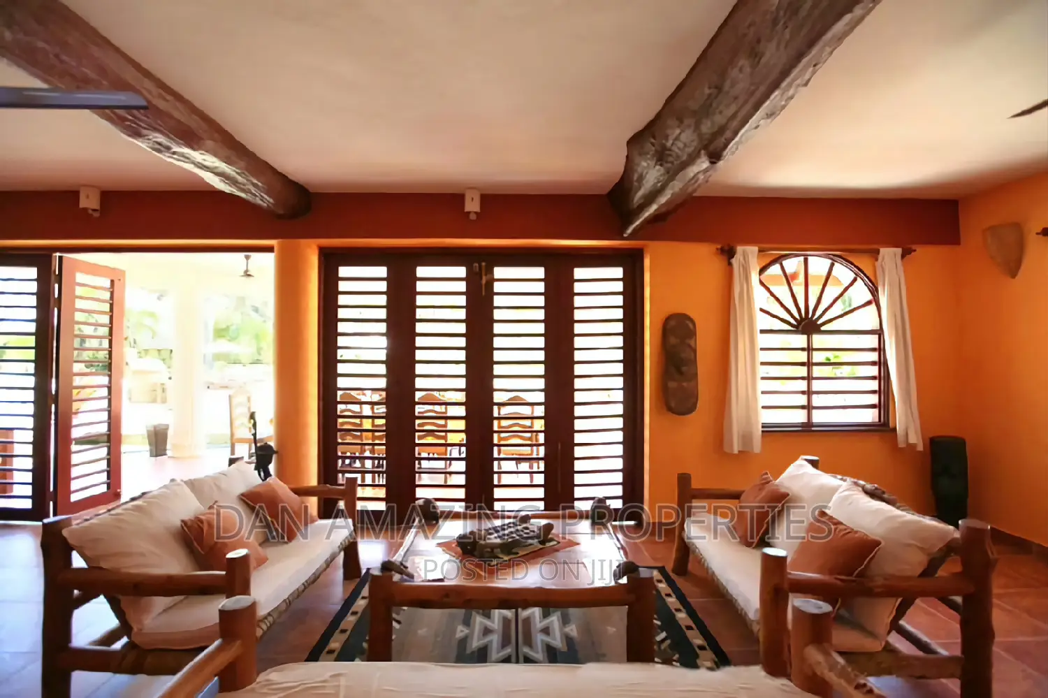 10 Bedroom Villa on Sale in Mombasa Diani