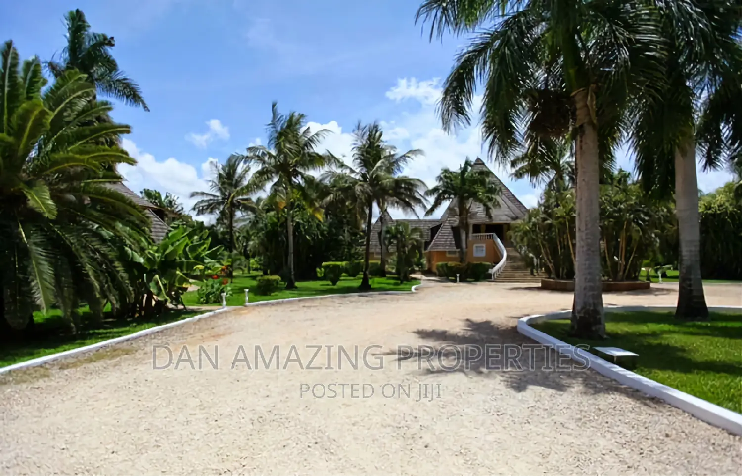 10 Bedroom Villa on Sale in Mombasa Diani