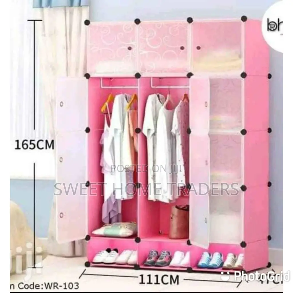 TC Portable 3-Column Plastic Wardrobes