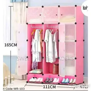 TC Portable 3-Column Plastic Wardrobes