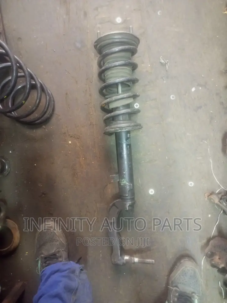 Toyota Crown 4wd Front Complete Shocks