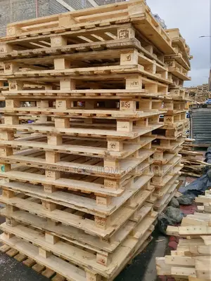 3 by 4 Ft Pallet.Hardwood Framed
