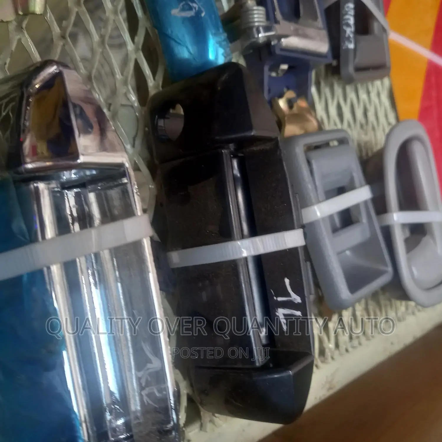 Black 7L Front Left Door Handle in Nairobi Central Vehicle Parts