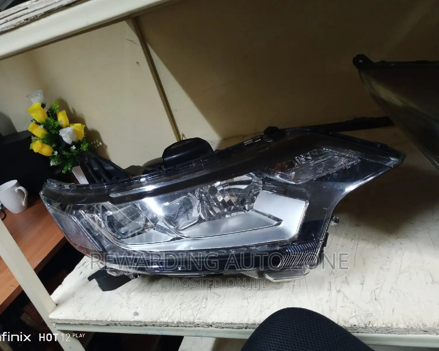 Outlander 2018 Headlight Xenon.