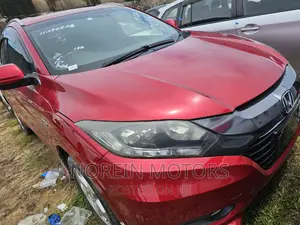 Honda Vezel 2016 Red