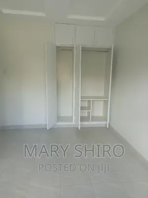 4bdrm Mansion in South B for rent