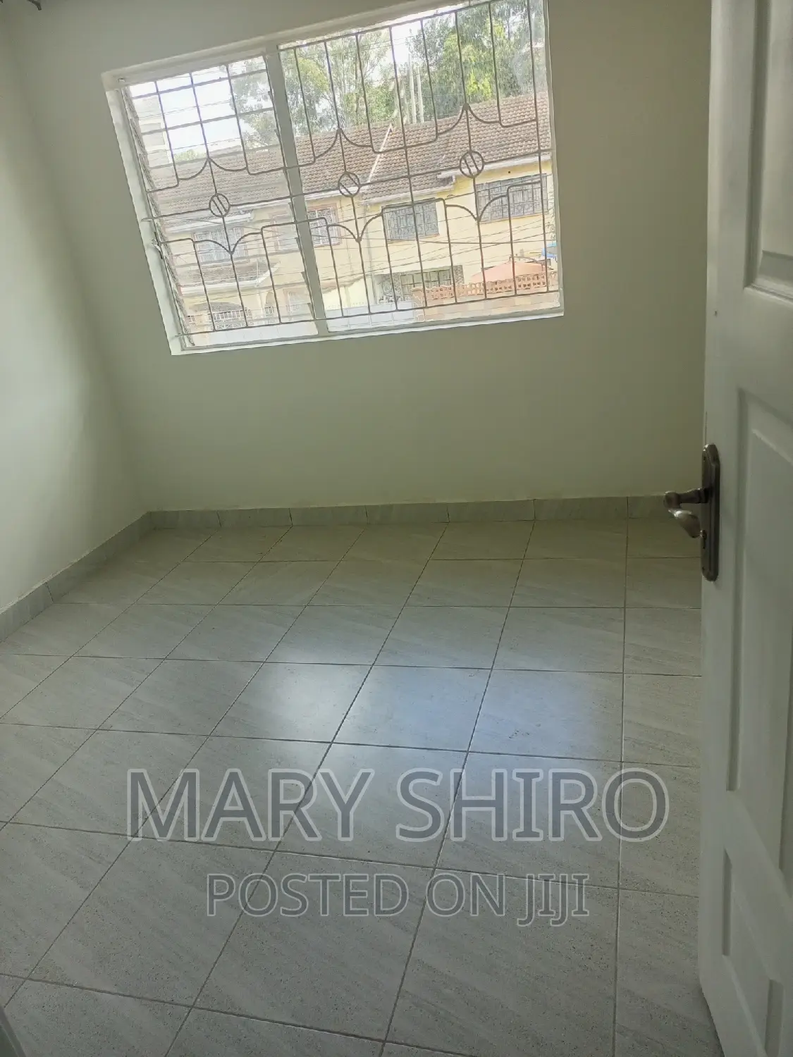 4bdrm Mansion in South B for rent