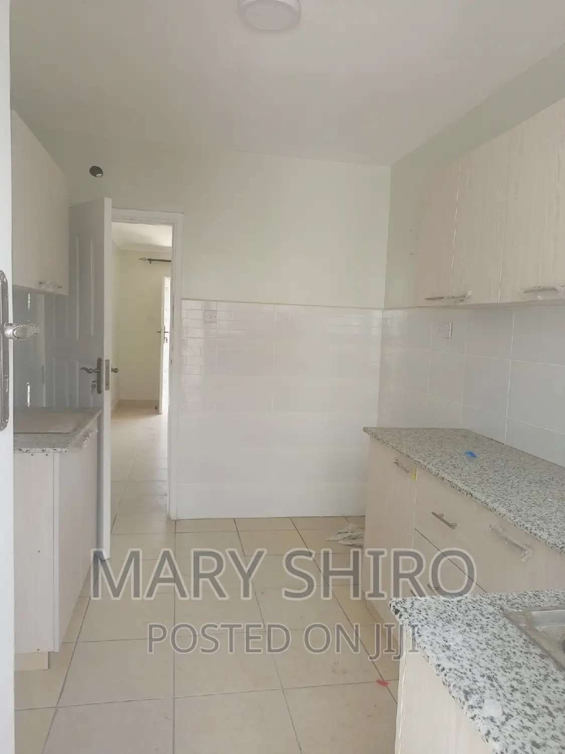 4bdrm Mansion in South B for rent