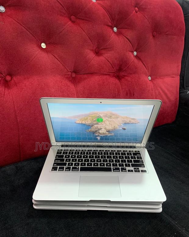 Laptop Apple MacBook Air 2012 8GB Intel Core I5 SSD 256GB - main view