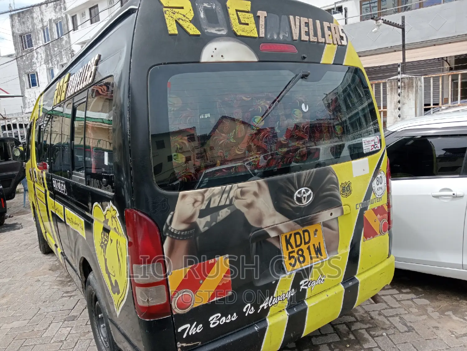 Toyota HiAce 2015 Yellow