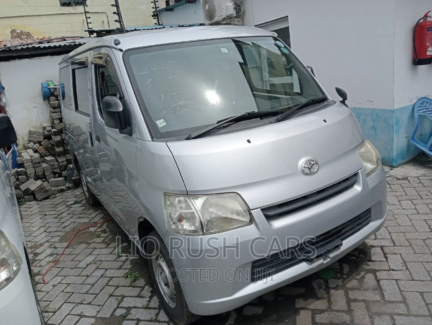 Toyota TownAce 2017 Silver
