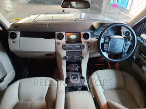 Land Rover Discovery 2016 Silver