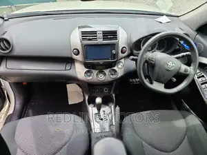Toyota RAV4 2016 White